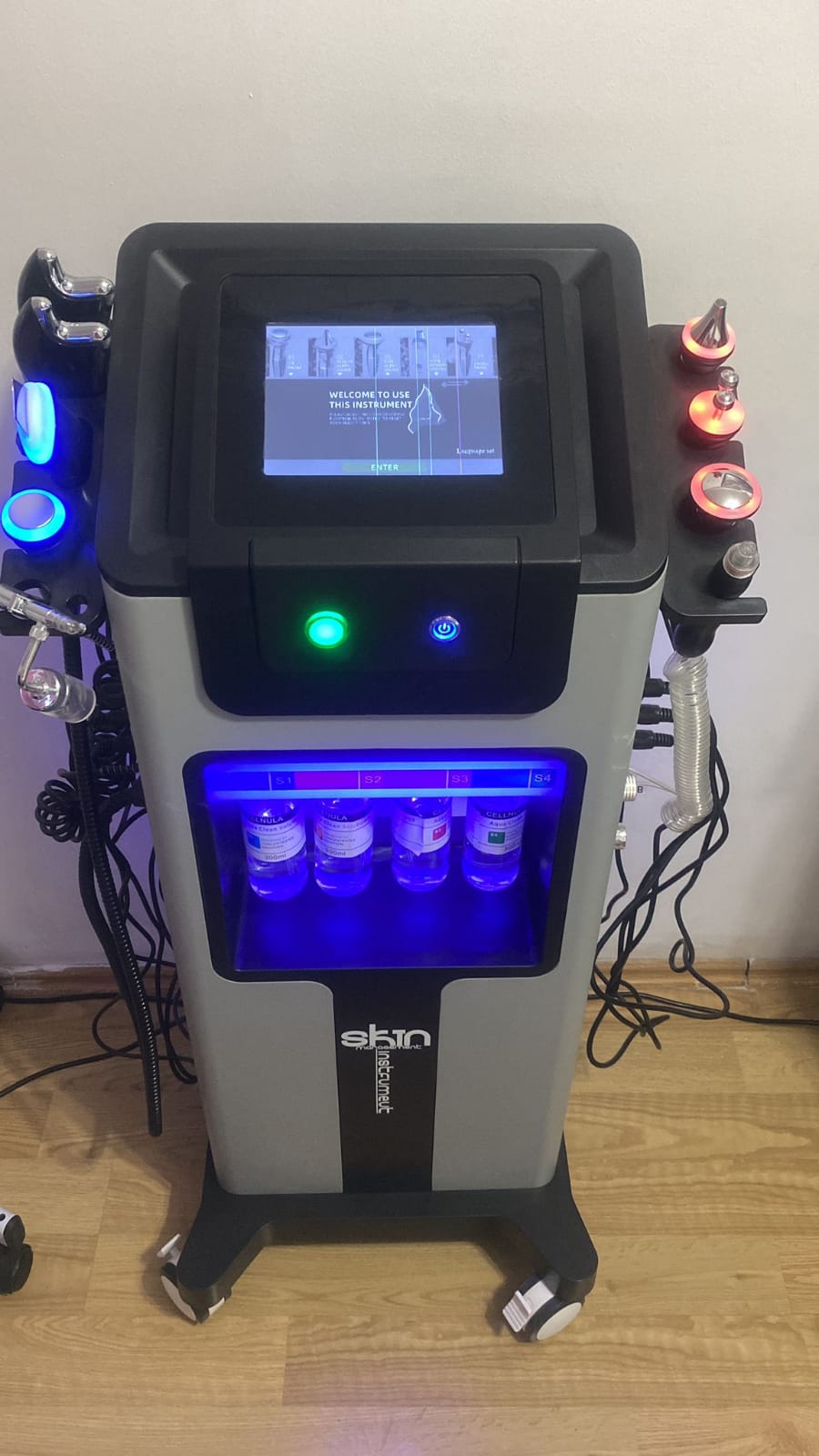 Mavi Işıklı Skin Instrument HydraFacial Makinesi